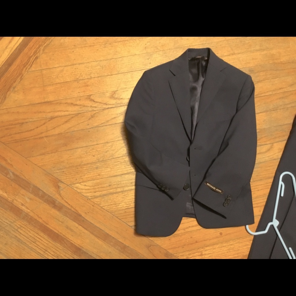 Michael Kors kids- navy suit jacket and pants size 7